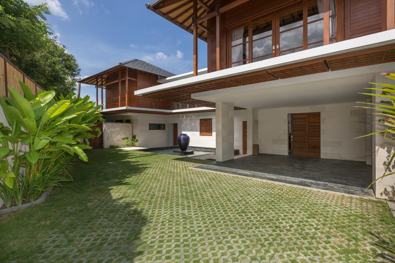 Villa Rusa Biru - Modern Villa With Private Pool And Cook In The Heart Of Berawa Canggu Exteriör bild