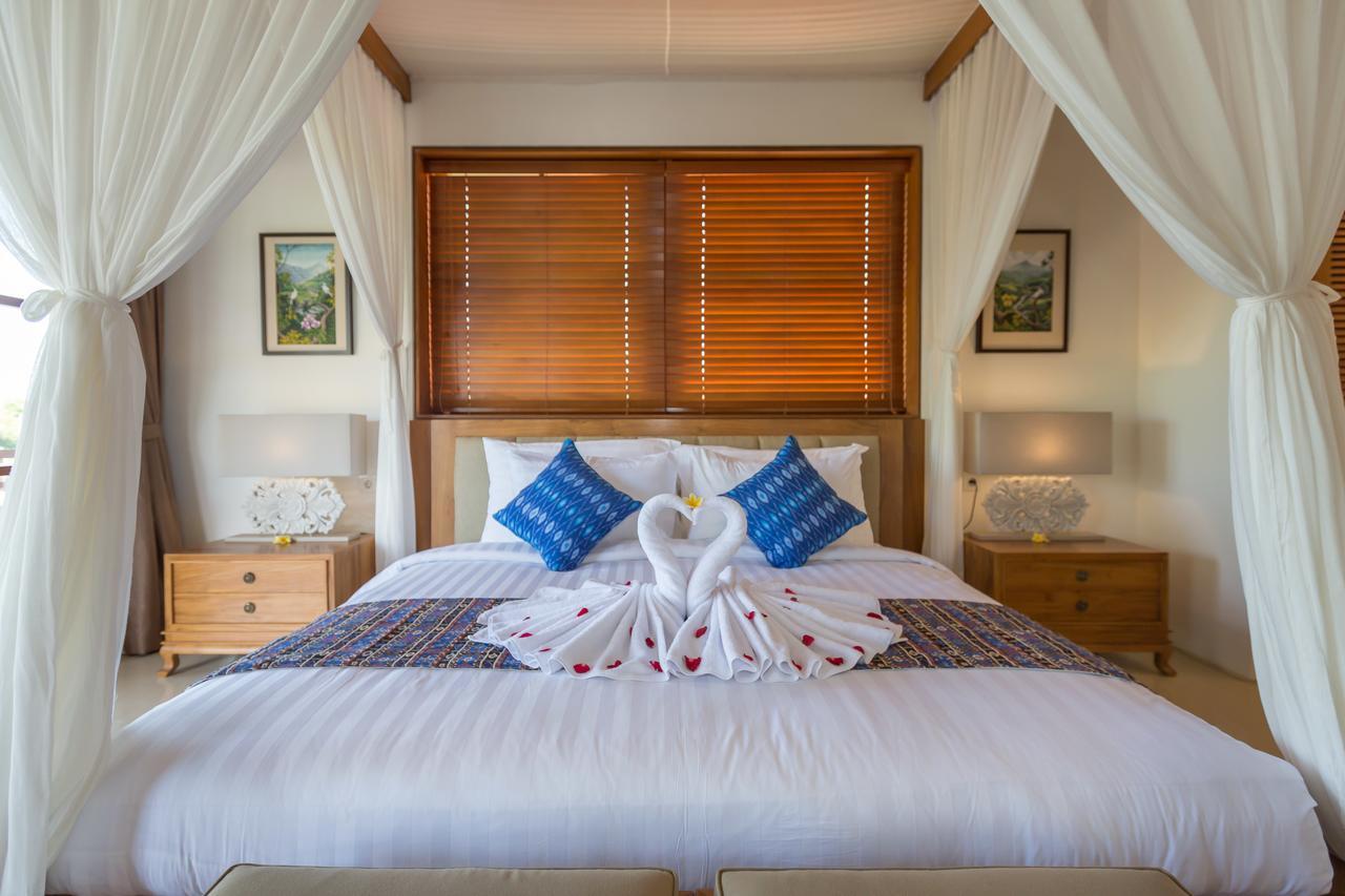 Villa Rusa Biru - Modern Villa With Private Pool And Cook In The Heart Of Berawa Canggu Exteriör bild